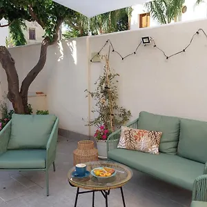 La Mia Isola Bed and breakfast